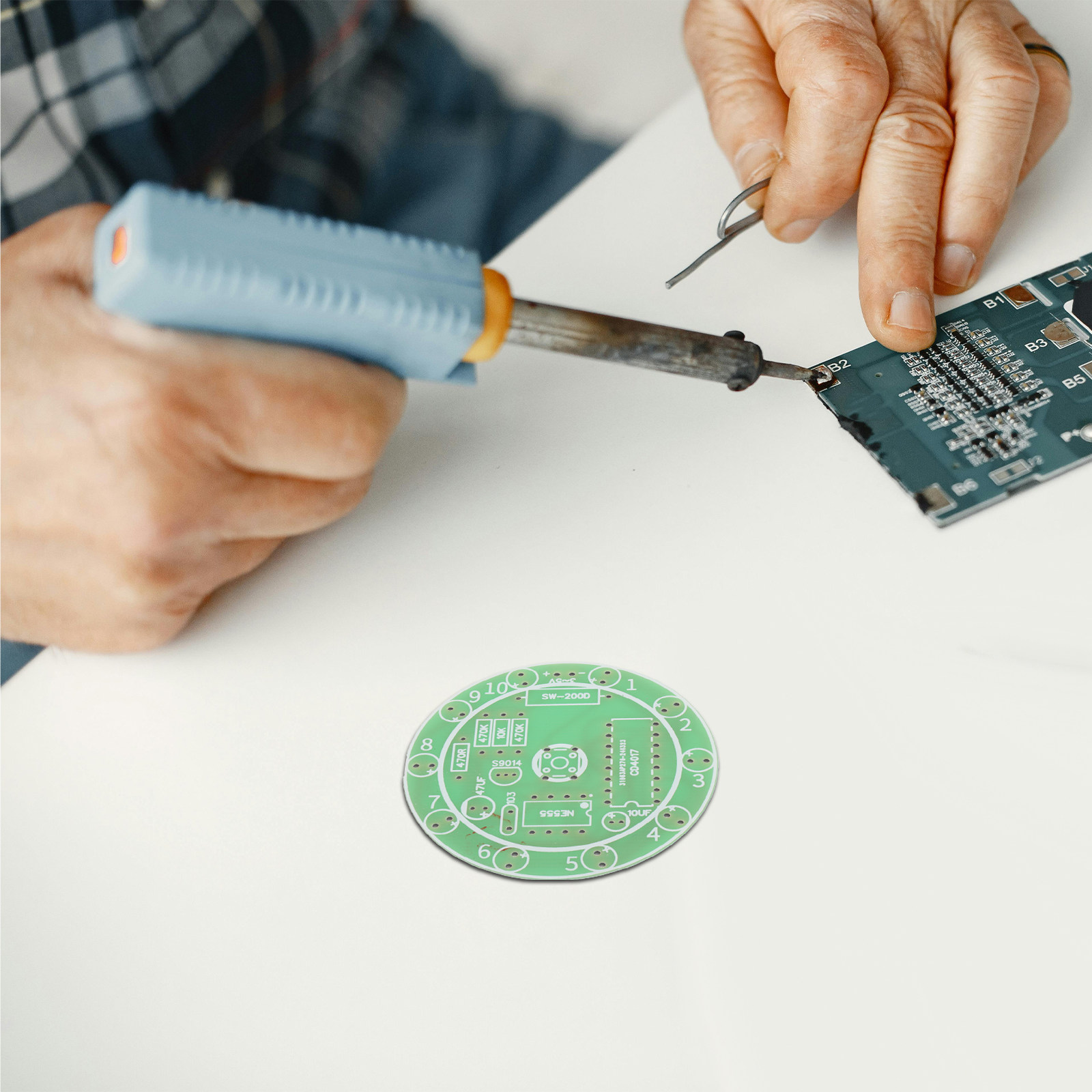Diy Electronics Projects For Beginners - Solder Board Practice Beginner Soldering Kit